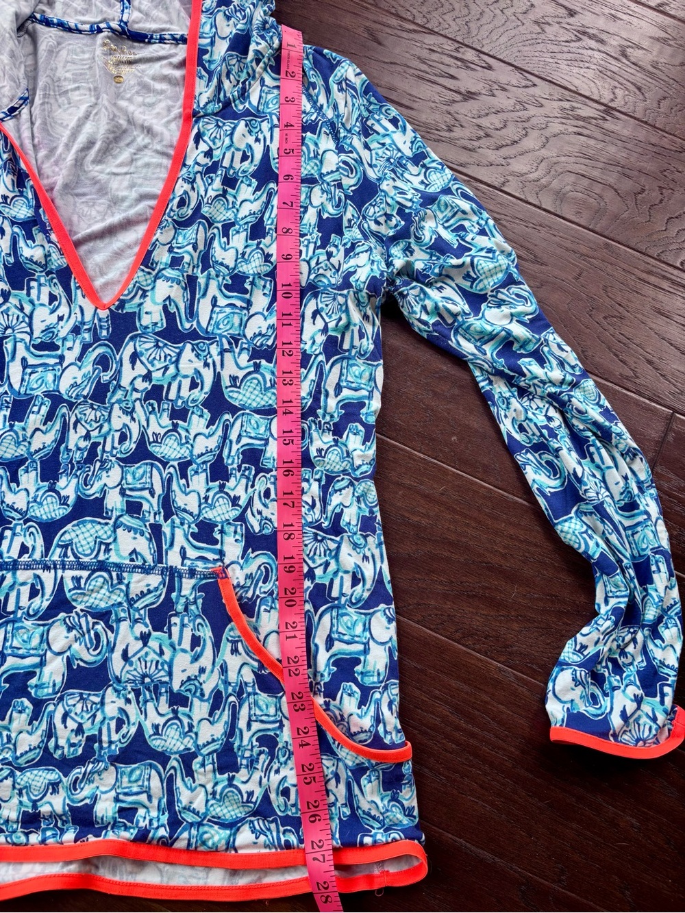 Lilly Pulitzer Luxletic Gabi Hooded Pullover - Picture 5 of 6